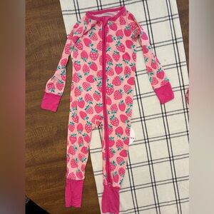 NWT Little Sleepies Sweet Strawberries Bamboo Zippy 18-24 Months